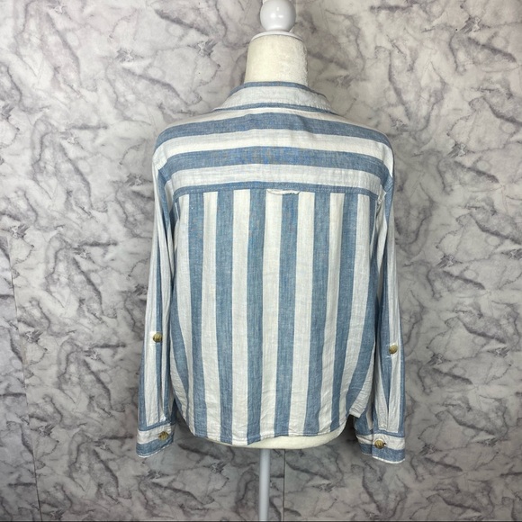 American Eagle Cropped Linen Blouse - Picture 3 of 8